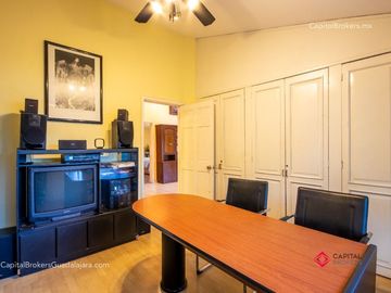 Casa de Lujo en Venta en Bugambilias cerca centro comercial
