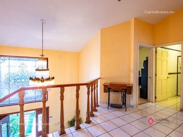 Casa de Lujo en Venta en Bugambilias cerca centro comercial