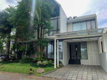 Rumah 2 Lantai Luas 398 di Permata Jingga Sukarno Hatta Malang
