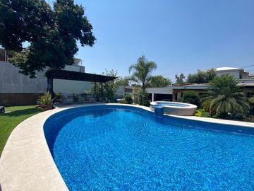 Casa en Privada en Jardines de Cuernavaca, Cuernavaca, Morelos CAEN-929-Cp