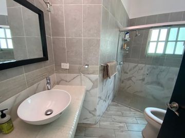 Casa en Privada en Jardines de Cuernavaca, Cuernavaca, Morelos CAEN-929-Cp