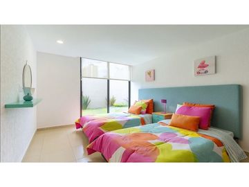 CASA EN VENTA DE UN PISO EN ZAKIA ZONA ZIRE EL MARQUES QUERETARO GAA