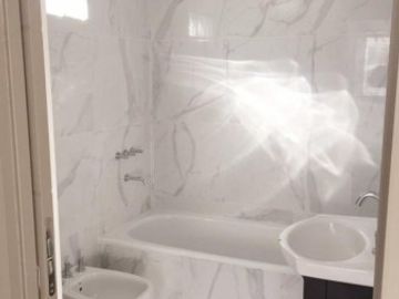 Departamento de 2 ambientes A ESTRENAR con balcÃ³n al c/frente, cocina y baÃ±o completo. Detalles de categorÃ­a!