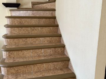 EN VENTA EXCELENTE CASA DE 3 RECAMARAS UNA EN PLANTA BAJA UBICADA EN SANTA FE