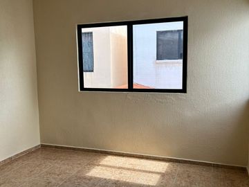 EN VENTA EXCELENTE CASA DE 3 RECAMARAS UNA EN PLANTA BAJA UBICADA EN SANTA FE