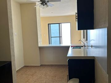 EN VENTA EXCELENTE CASA DE 3 RECAMARAS UNA EN PLANTA BAJA UBICADA EN SANTA FE