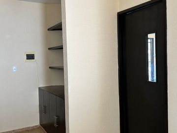 EN VENTA EXCELENTE CASA DE 3 RECAMARAS UNA EN PLANTA BAJA UBICADA EN SANTA FE