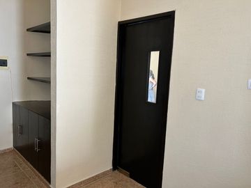 EN VENTA EXCELENTE CASA DE 3 RECAMARAS UNA EN PLANTA BAJA UBICADA EN SANTA FE