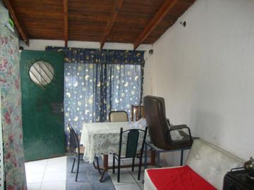 Casa - Burzaco