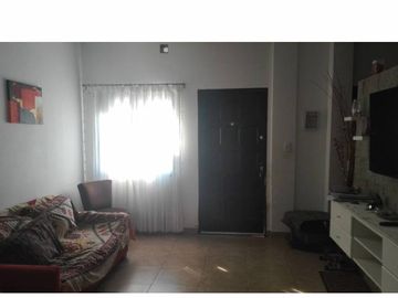 Casa PH en venta en Ramos Mejia Sur