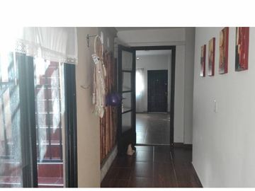 Casa PH en venta en Ramos Mejia Sur