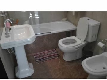 Casa PH en venta en Ramos Mejia Sur