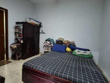 Lebak Bulus Rumah 1,5 Lantai One Gate System Hadap Selatan Semi Furnished