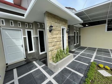 Dijual 1 unit Rumah siap huni Lokasi di Janturan Tirtoadi Mlati Sleman yk. (Kelurahan Tirtoadi kebarat 300m)