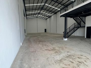 Gudang Baru Tipe 18 Area Legok Dekat Gading Serpong Dan BSD