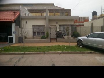 Casa en venta en Haedo Sur