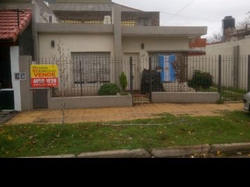 Casa en venta en Haedo Sur