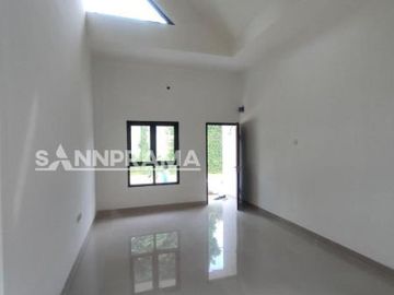 Rumah Siap Huni Strategis di Sawangan Depok 680 jt an (reno)