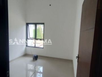 Rumah Siap Huni Strategis di Sawangan Depok 680 jt an (reno)