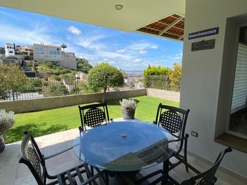 Amplia Casa en Venta