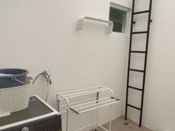 Rumah Posisi Hook Semi Furnish Di Area Sektor 9 Bintaro - My 6459