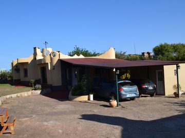 Casa en Tanti en barrio cerrado