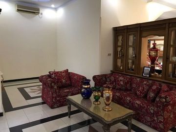 DIJUAL CEPAT : Rumah dekat kampus, mall, toll gate di Kemanggisan
