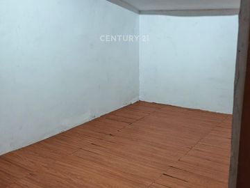 Rumah Tinggal Luas Cocok Untuk Usaha Area Pasar Kemis Tangerang
