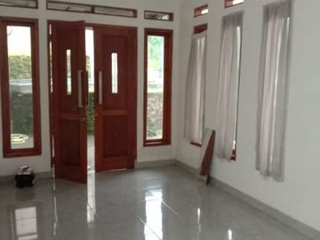 Rumah full dak dan cor 2 lantai view menawan dlm komp.Vijaya kusuma Bandung timur | SUTIAH