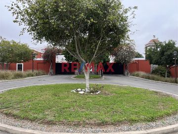 🌴 TERRENO EN VENTA – CONDOMINIO LAS COLINAS DE PUERTO VIEJO – CAMPO Y PLAYA EN PERFECTO EQUILIBRIO

💲 Precio: $105,000 | 📏 Área de terreno: 1,627 m²