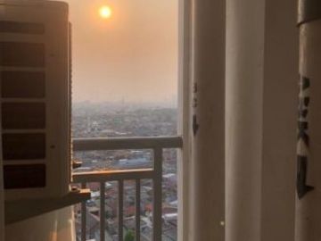 Disewakan Apartemen 2BR Bassura City Tw J lt 20 BS FURNISH