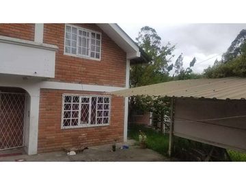 2 casas en venta sector monay guncay totoracocha con amplia area verde