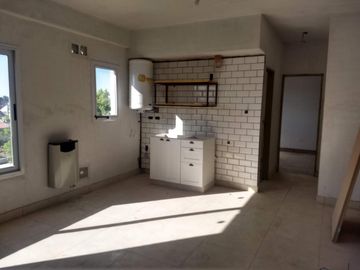 EXCELENTE DEPARTAMENTO 3 AMBIENTES