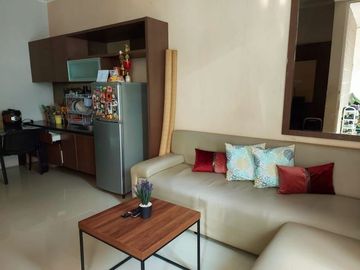 Dijual Rumah Bangunan 2 Lantai di Jl. Gunung Anyar, Surabaya