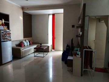 Dijual Rumah Bangunan 2 Lantai di Jl. Gunung Anyar, Surabaya