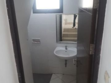 Rumah disewakan di Legenda Wisata Cibubur