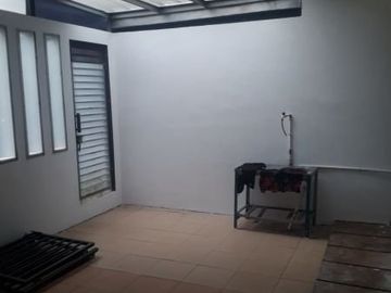 Rumah disewakan di Legenda Wisata Cibubur