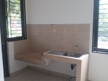 Rumah disewakan di Legenda Wisata Cibubur