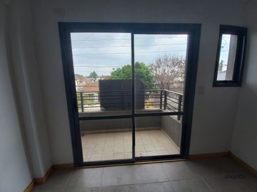 Venta Departamento En  Haedo Dos Ambientes