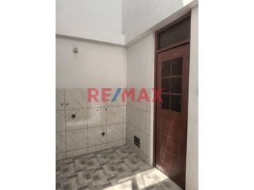🌟 ¡Descubre tu futuro hogar en el encanto de Moche, Trujillo! 🌟

✨ ¡Estreno! Moderna casa de campo de 3 pisos, esperando por ti y tu familia. ✨

-