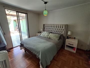 4 dorm. con Depto Int. 4 Estac. Macul Metro Pedrero