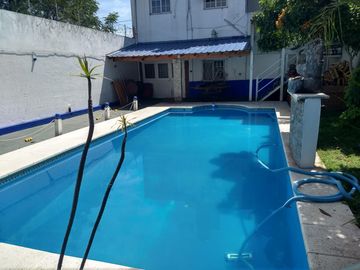 Venta de casa 7 ambientes Casanova