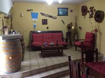 Venta de casa 7 ambientes Casanova