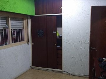 Venta de casa 7 ambientes Casanova
