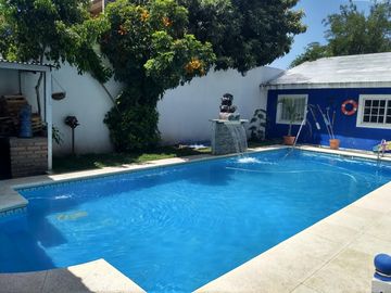 Venta de casa 7 ambientes Casanova