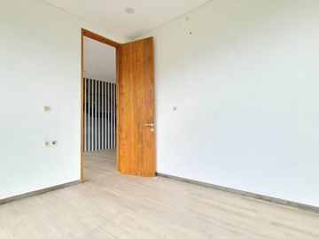Rumah Mewah dekat Kampus ITB & Gedung Sate Bandung di Cigadung Dago Cash 3,1 M-an