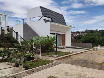 Rumah Mewah dekat Kampus ITB & Gedung Sate Bandung di Cigadung Dago Cash 3,1 M-an