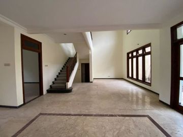 Rumah 2 Lantai Villa Bukit Mas *DN