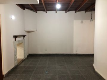 Casa en venta en Lujan Centro