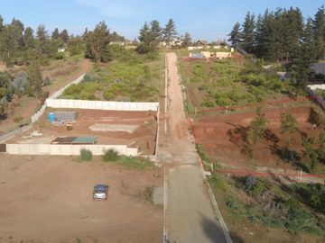 HERMOSO TERRENO EN CONDOMINIO, SECTOR LOS PINOS, MONJAS FRAN